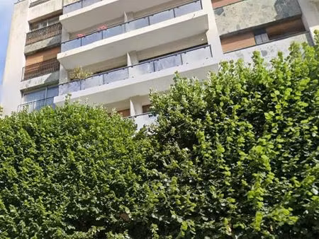 studio 31 4 m² à rénover – 1er étage