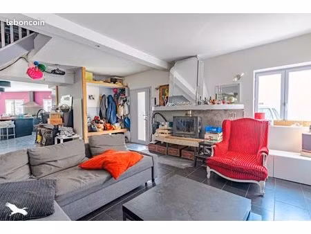 maison de ville 6 pièces 153 m²