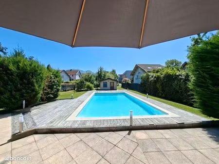 villa 7 pièces 173 m²