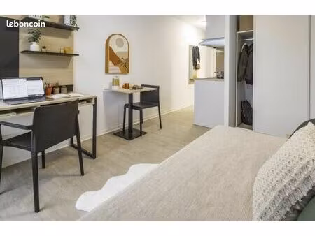 très joli studio