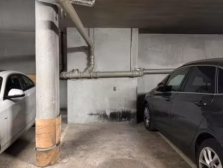 parking 2-roues