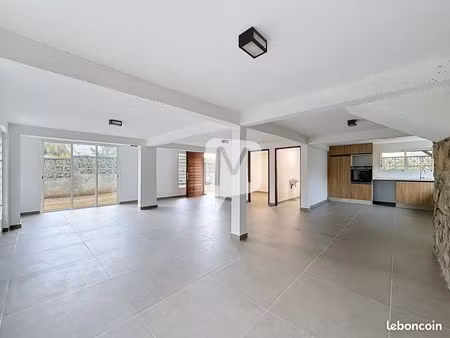 maison 5 pièces 142 m²