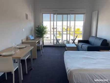 nouvelle résidence - studio 28 m2 appartement meublé à bétheny - avec balcon