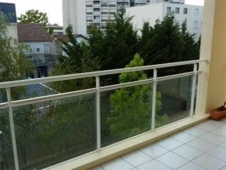 particulier loue t3 centre