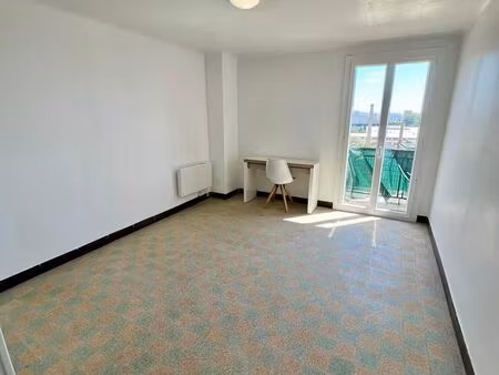 t3 renové + parking