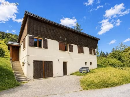 maison 4 pièces 75 m²