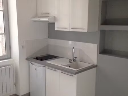 studio 1 pièce 13 m²