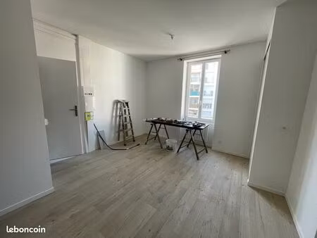 studio 1 pièce 24 m²