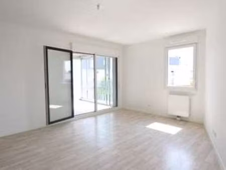 location appartement 3 pièces à rezé (44400) : à louer 3 pièces / 62m² rezé