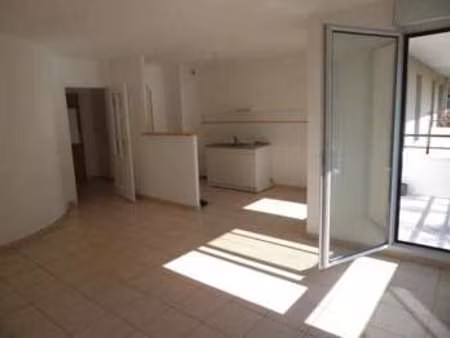 location appartement 3 pièces à saint-nazaire (44600) : à louer 3 pièces / 63m² saint-naza