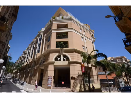 centre ville à 100 mètres de monaco