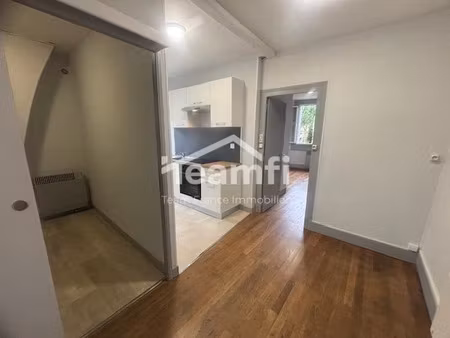 vente immeuble 84 m² à saint-amand-montrond (18200)  89 900 €