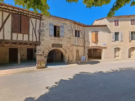 vente immeuble 3 pièces 80 m² à fources (32250)  108 600 €