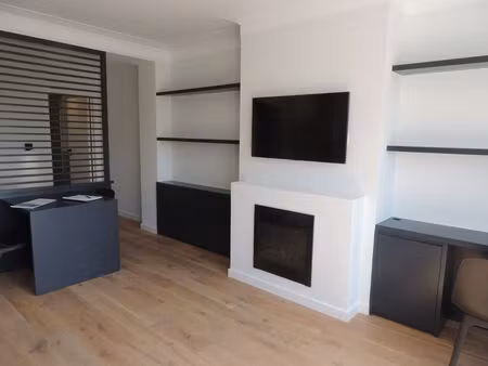 appartement à louer à av louise 223 ixelles (vbe37508)