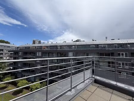 penthouse à louer à avenue du bourgmestre etienne demunter 25 jette (vbe37509)