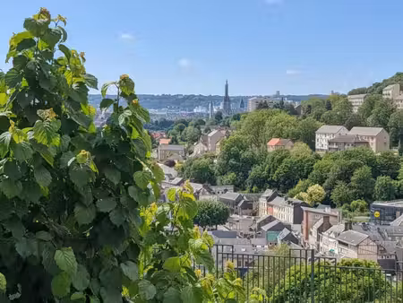 au calme vue dégagée avec extérieur