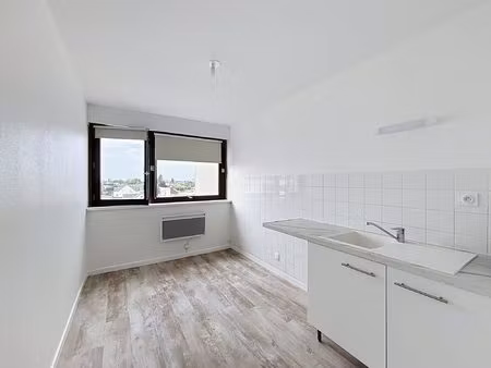 exclusivite la chaussée st victor l'hermitage - appartement t2
