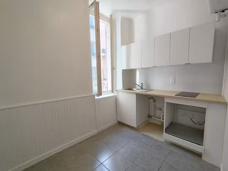 location appartement 2 pièces 37 m² à marseille 5 (13005)