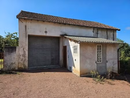 local professionnel 80 m² mariol idéal artisan ou stockage