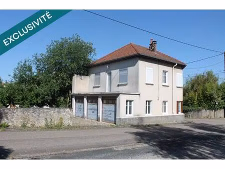 maison de campagne   en tres bon etat avec trois chambres et une chaudiere au fuel à conde