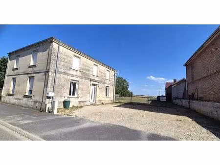 belle demeure contemporaine ou maison de caractère en pierre de 181m² entièrement rénovée 