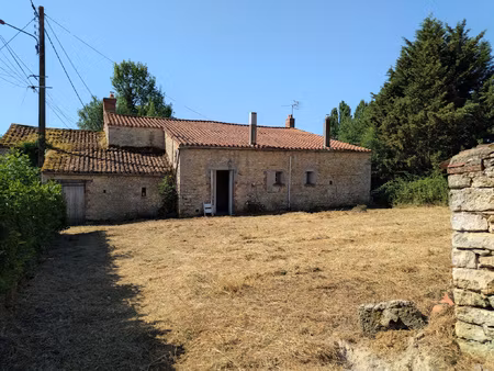 longère en pierre de 2 logements s à rénover en 1 ou 2 habit