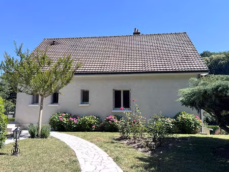 maison à vendre plain-pied à reugny - 4 pièces  grand terrain  à raffraichir !