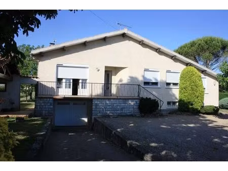 maison t5  114 m² habitables  2763 m² de terrain