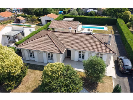 maison 4 pièces 107 m² - double garage -terrain de 946 m² - sainte-eulalie (33560)