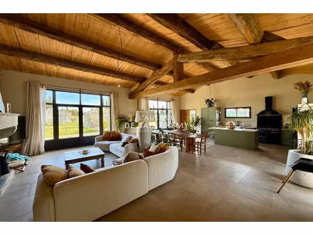 vente maison 6 pièces 250 m² maillane (13910)