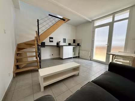 orleans centre - t2 meublé en duplex