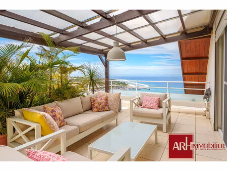 a vendre - saint gilles les bains - vue incroyable - appt f3 dup