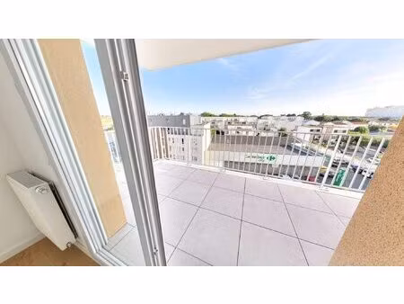 t4 lumineux 4è étage doubel terrasse