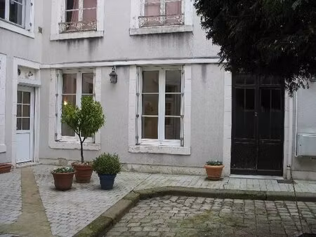 studio orleans centre ville
