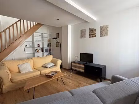 maison de village t3 de 74 71 m² – centre d'yzeron