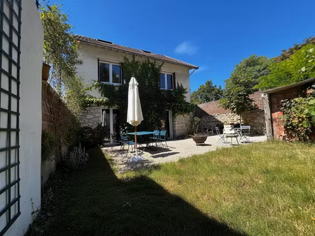 maison nanterre 5 pièce(s) 104.15 m2
