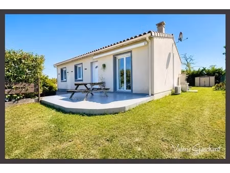 st seurin sur l'isle  maison 3 chambres - jardin