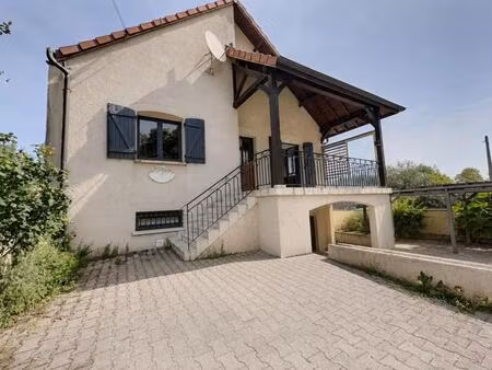 vougeot- maison indépendante sur sous-sol 183m² surface de référence  514m² de terrains