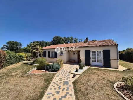 vente maison à saint-andré-goule-d'oie (85250) : à vendre / 112m² saint-andré-goule-d'oie