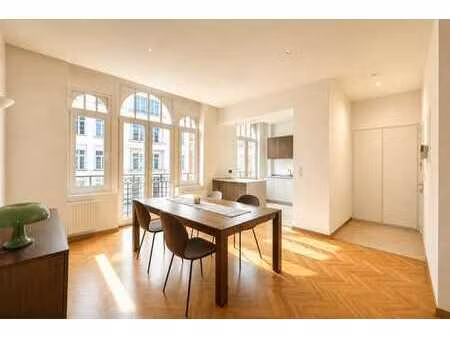 !new! superbe 86 m² meublé entre tenbosch & châtelain
