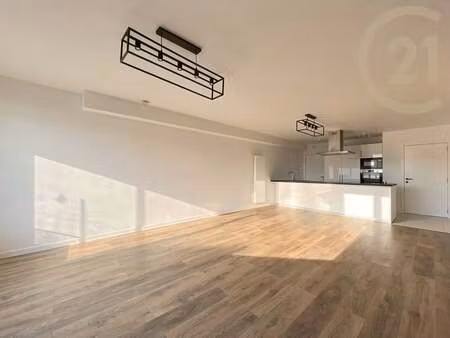 appartement à louer à auvelais € 875 (lhg5v) - century 21 alliance | zimmo
