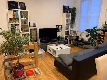 charmant appartement à louer à 2 pas de l'école d'architectu