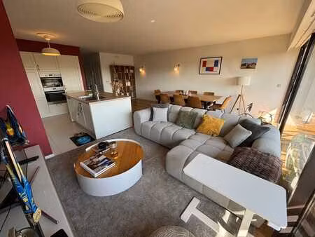 appartement lumineux de 3 ch/2sdb