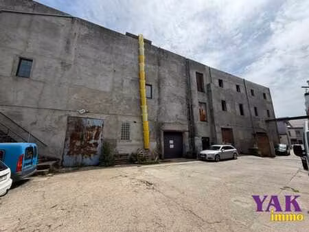 entrepôt industriel au fort potentiel
