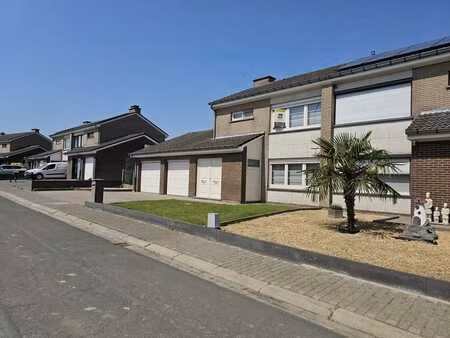 woning (hob) met tuin en dubbele garage