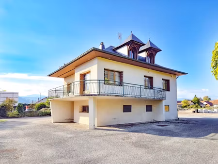virignin : maison env. 127 m2 avec ascenseur et sous-sol com