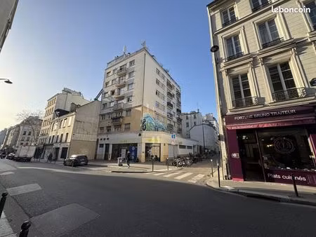 parking/box 12 m² paris