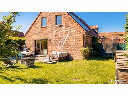 maison 6 pièces 150 m²