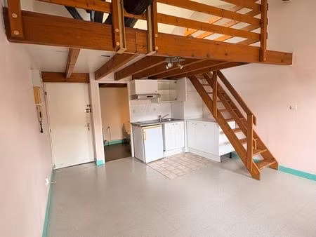 t1 bis de 22m2 quartier de l'houmeau
