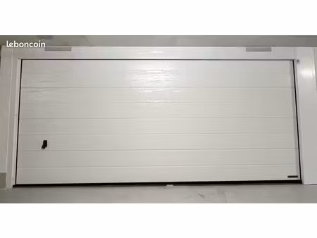 location box 30m2 puteaux (neuf)